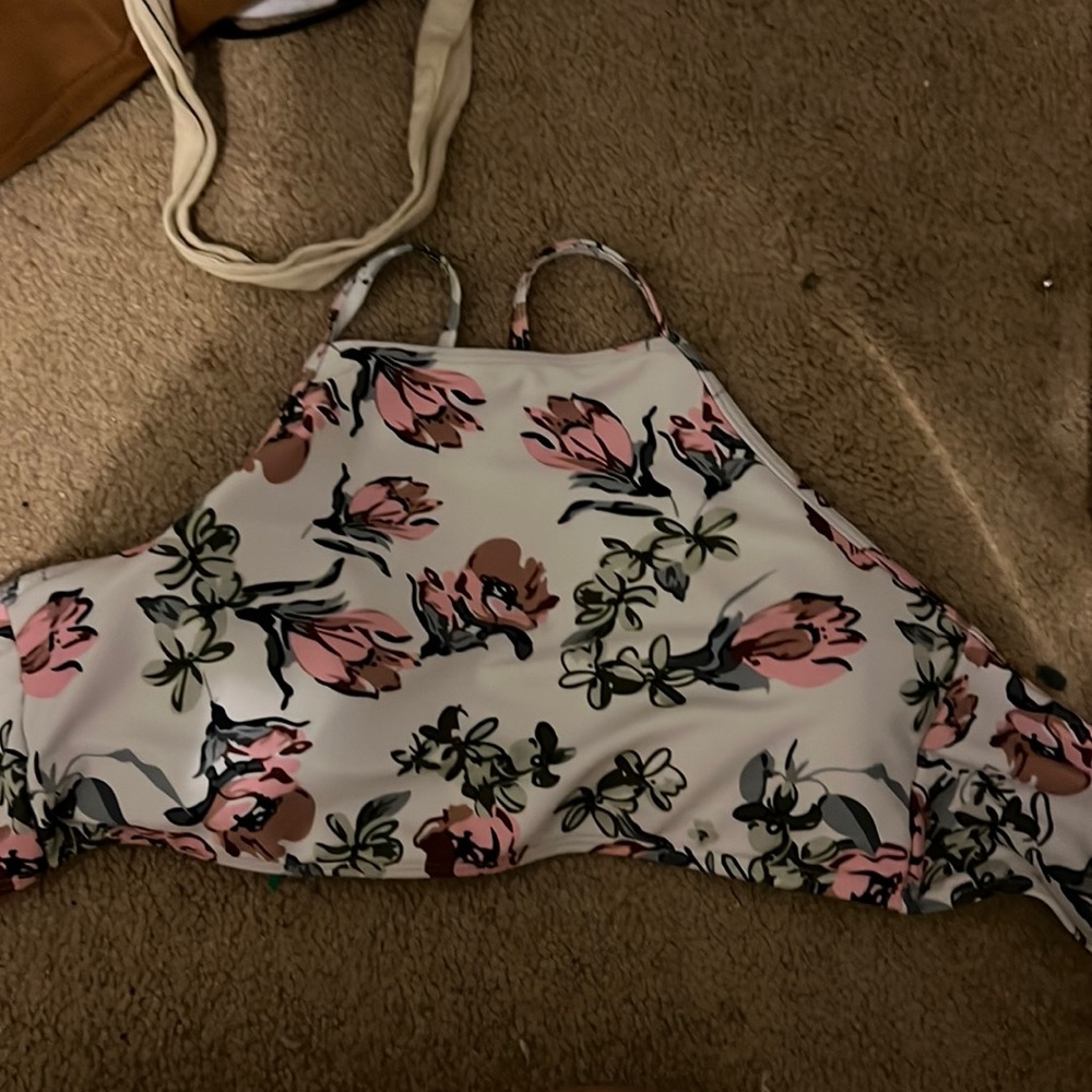 Swim suit top